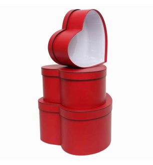 red-heart-black-trim-hat-box.jpg